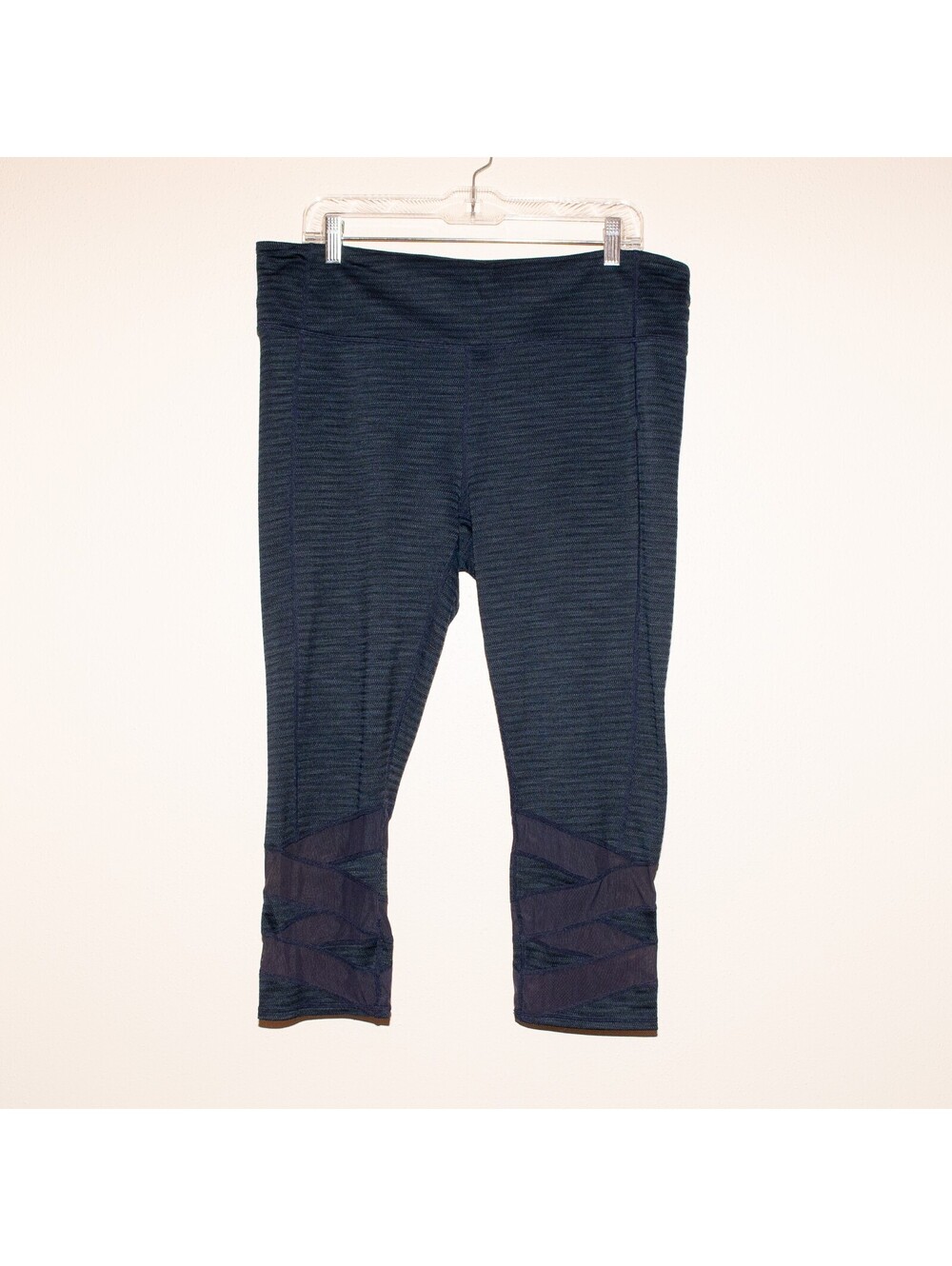 Athleta Crisscross Mesh Crop Leggings Grey Athleisure Gorpcore Streetwear XL